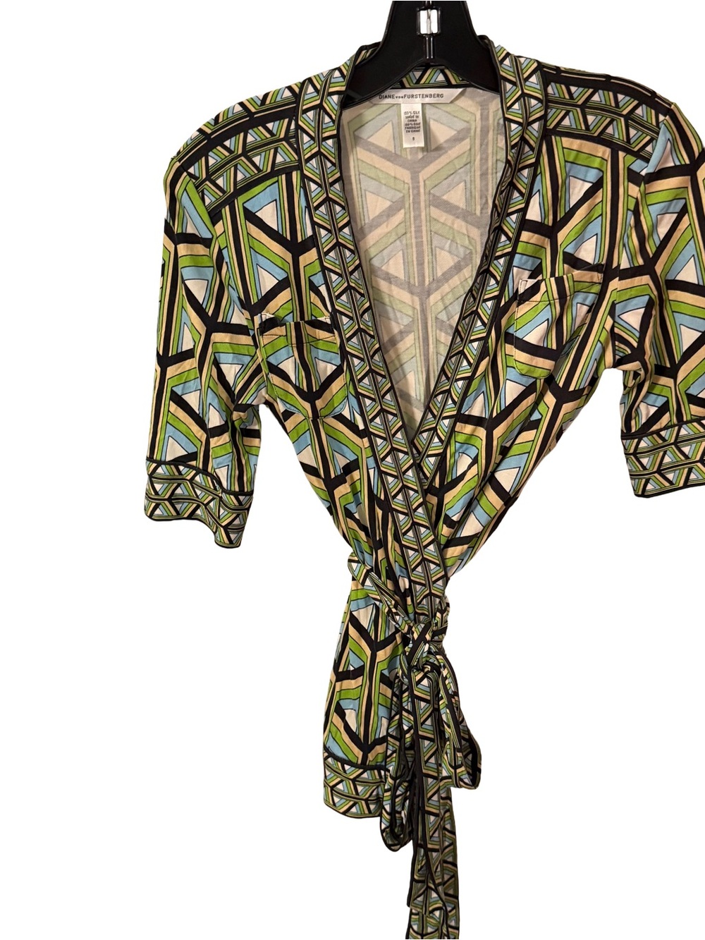 Diane von Furstenberg 100% Silk Geometric Wrap Tie Top Blouse Women's Sz 8 EUC